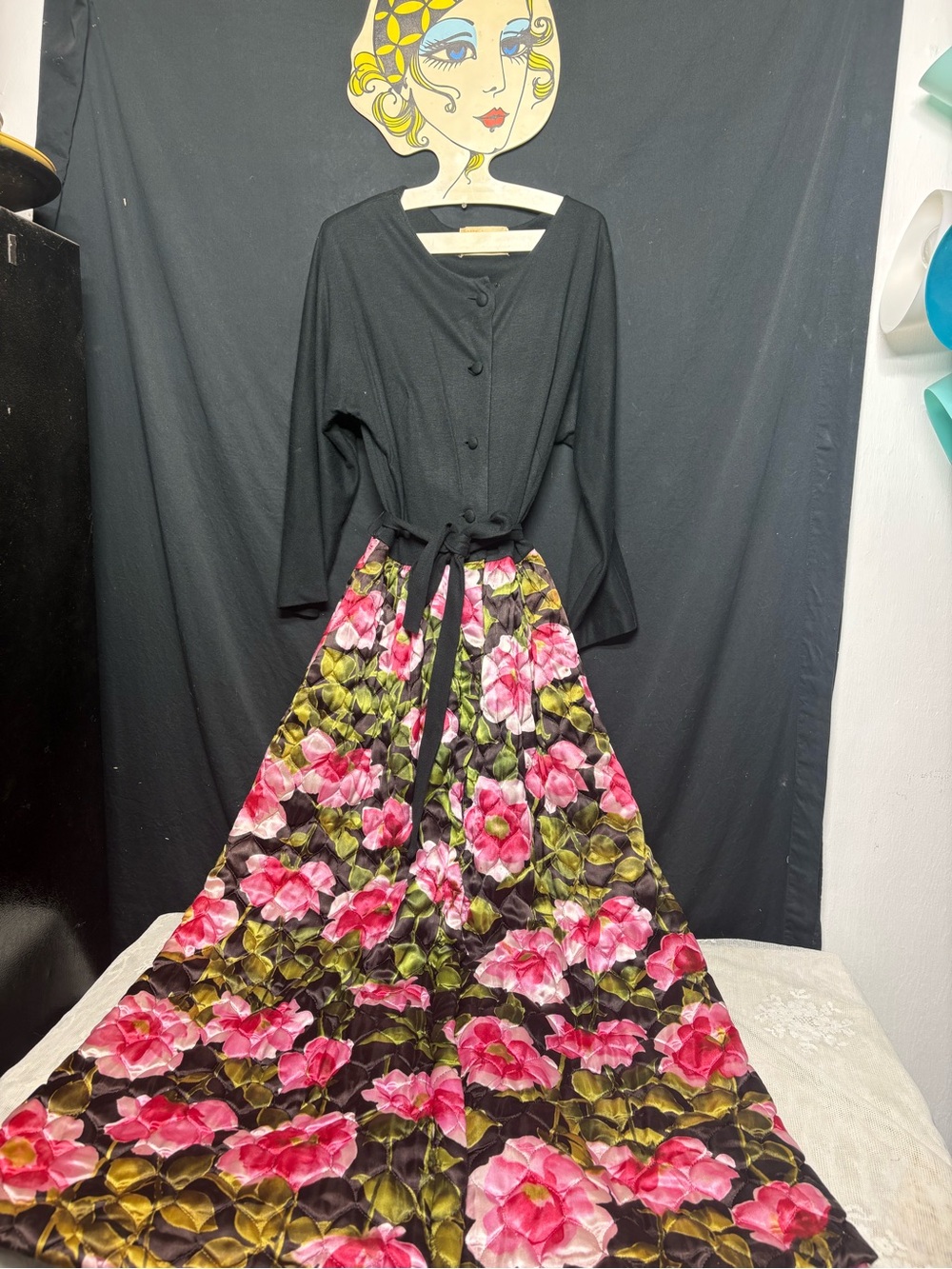 Vtg ‘60s hostess MCM dress floral quilted skirt Sears at home loungewear SMALL
